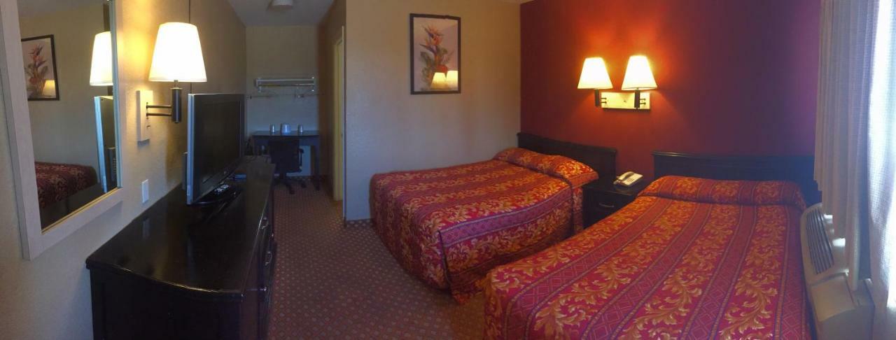 Hotel Hilltop & 2*